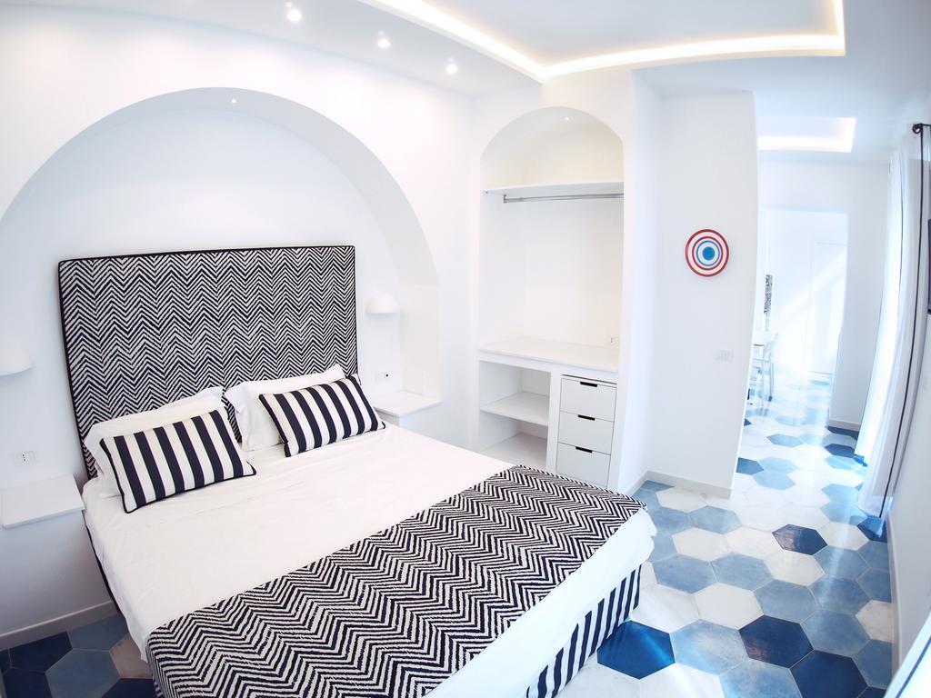 Guest house Syreness Suites *