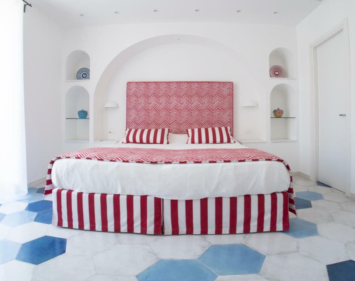 Syreness Suites